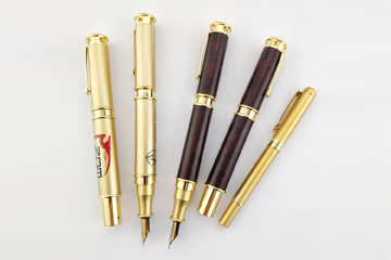перьевые ручки с логотипом